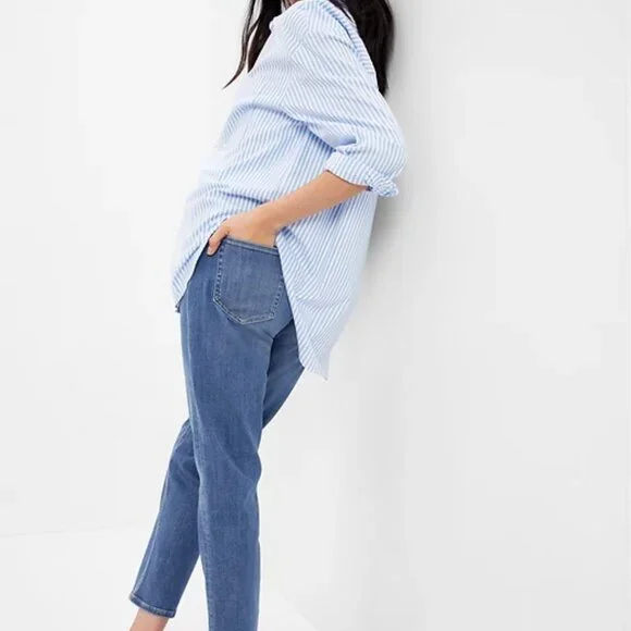 Maternity Inset Panel Cheeky Straight Jeans - Picture 2 of 7